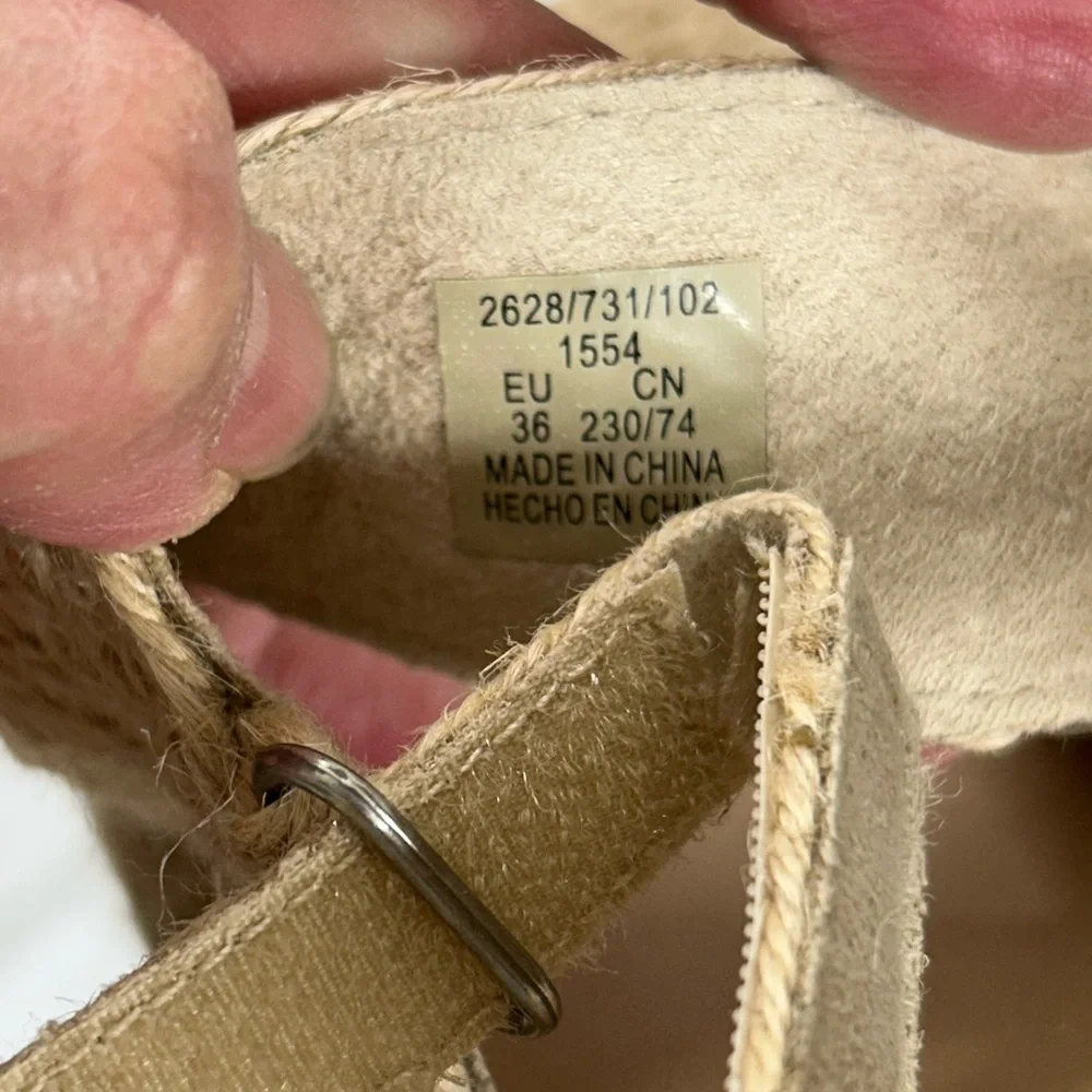 Women's Tan Woven Sandals